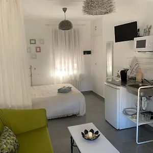 Vivienda Con Fines Turísticos La Barbacana Del Salvador Úbeda